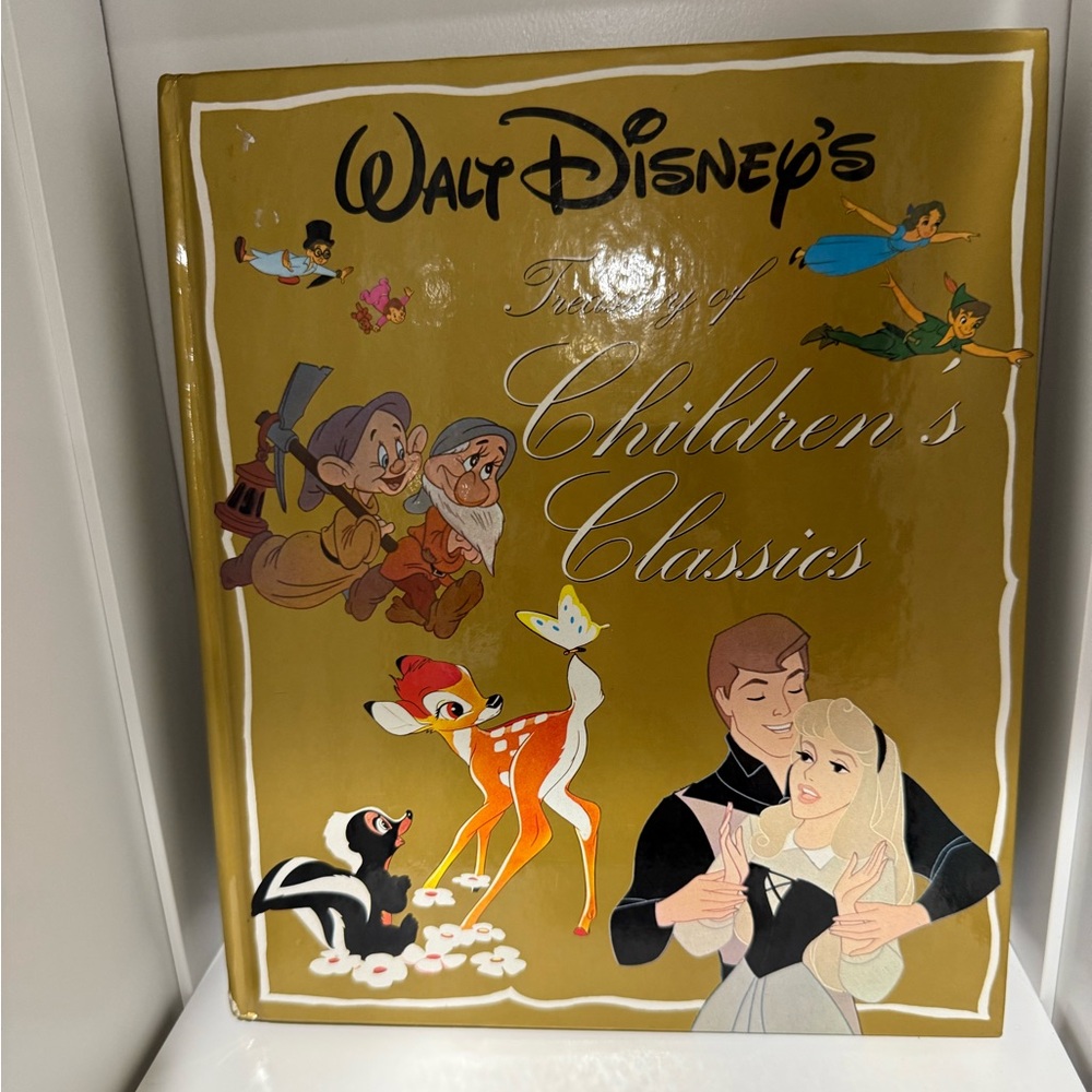 Walt Disney's Treasury of Children's Classics Book